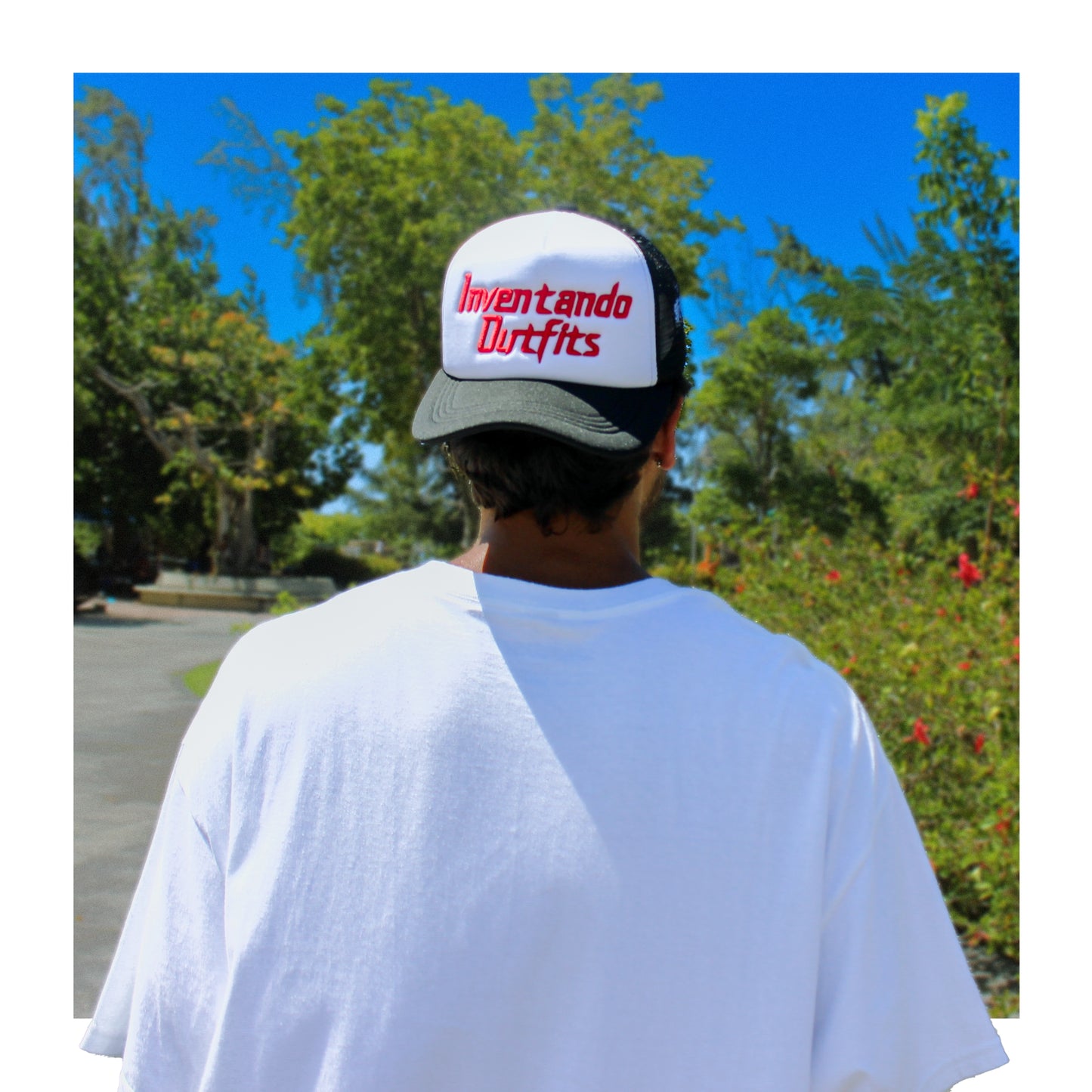 Inventando Outfits Trucker Hat