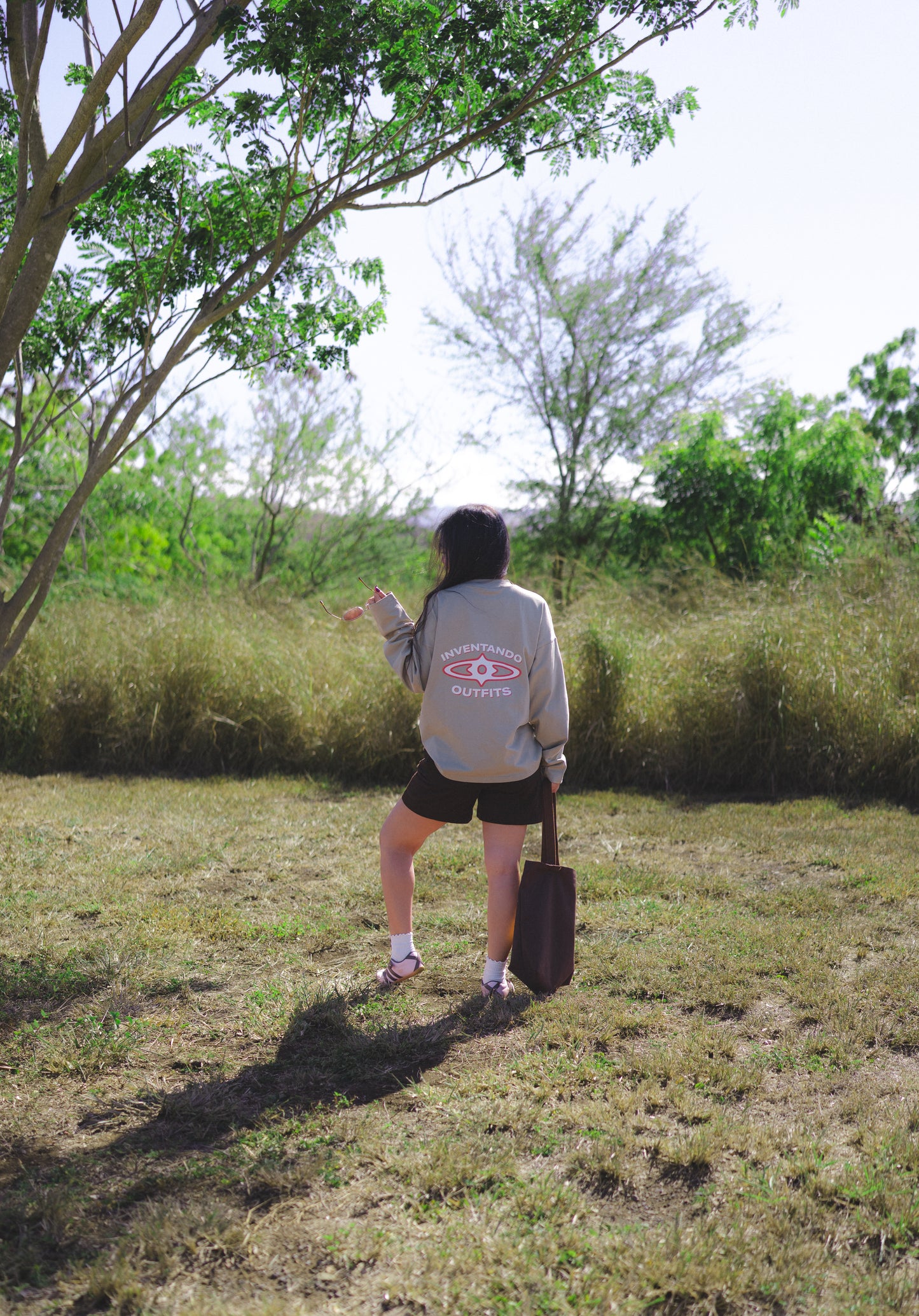 un pdf escondido longsleeve | olive sand